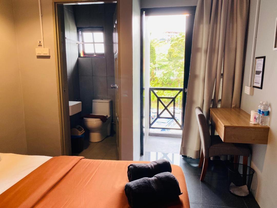 A3A Oastel Coliving Vandrarhem Tanah Rata Exteriör bild