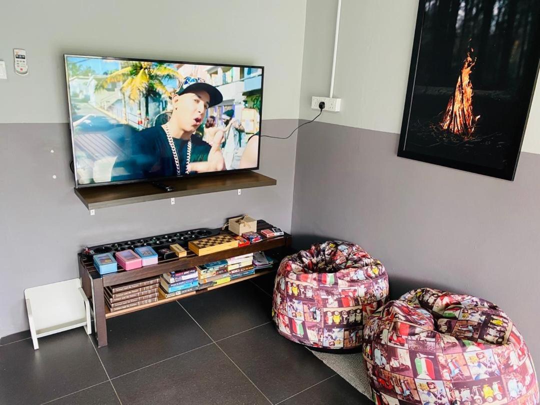 A3A Oastel Coliving Vandrarhem Tanah Rata Exteriör bild