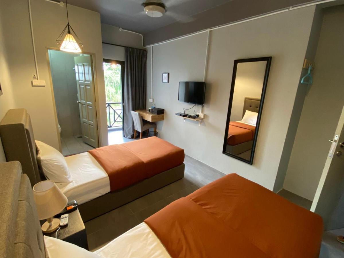 A3A Oastel Coliving Vandrarhem Tanah Rata Exteriör bild